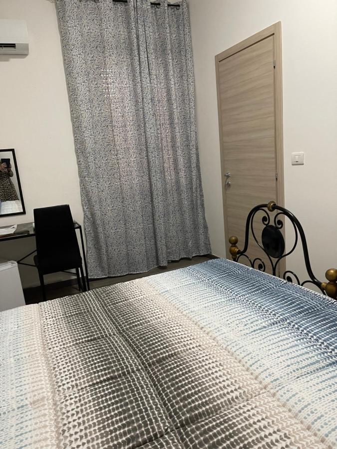 Hotel In The World Alghero Esterno foto
