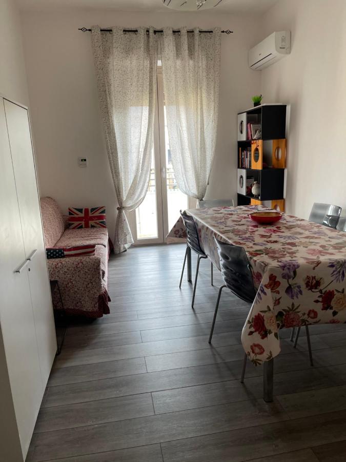 Hotel In The World Alghero Esterno foto