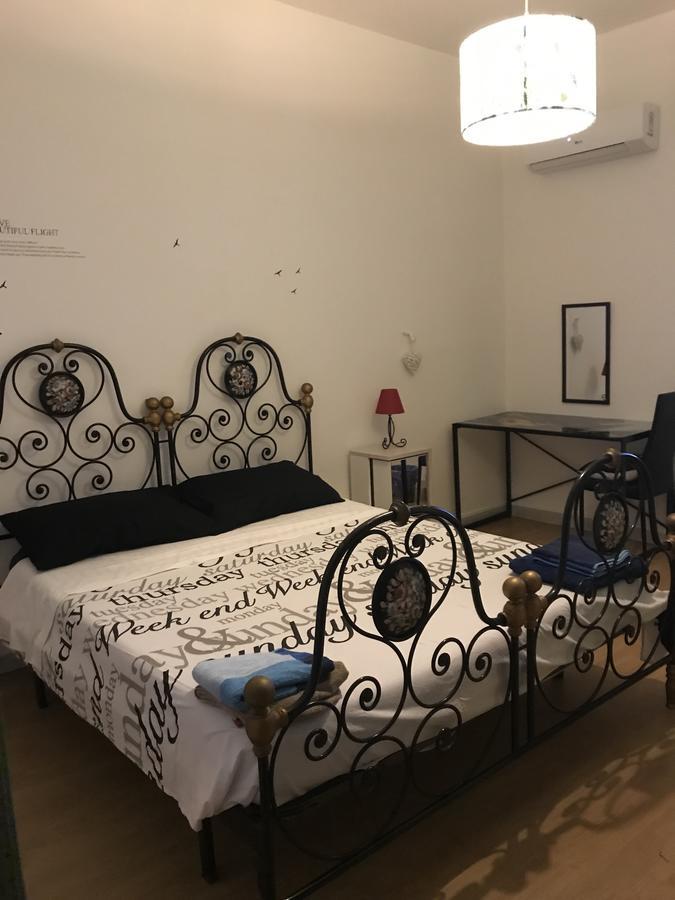 Hotel In The World Alghero Esterno foto